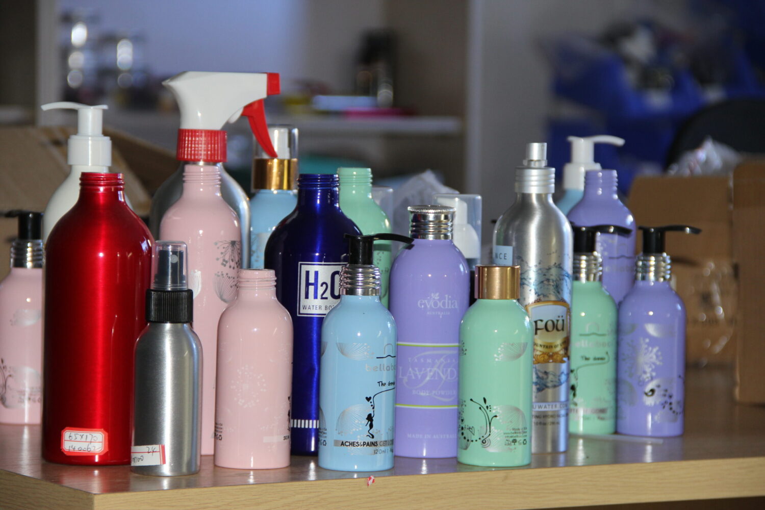 Ever Bright | How to process an aluminum screw bottle ? Ever Bright | How to process an aluminum screw bottle ?